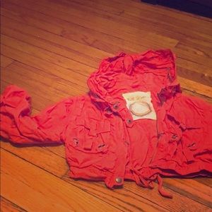 B.B Dakota Cropped Wind Breaker w/ zip down hood